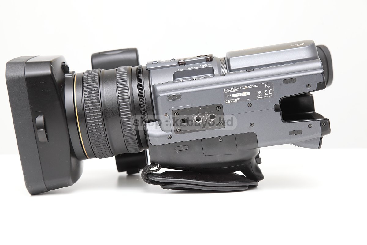 Sony DSR-PD175P – photo 12