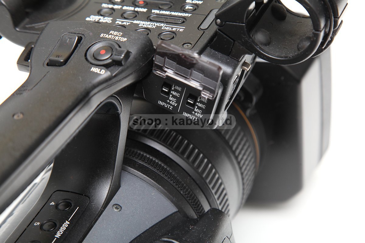 Sony DSR-PD175P – photo 24