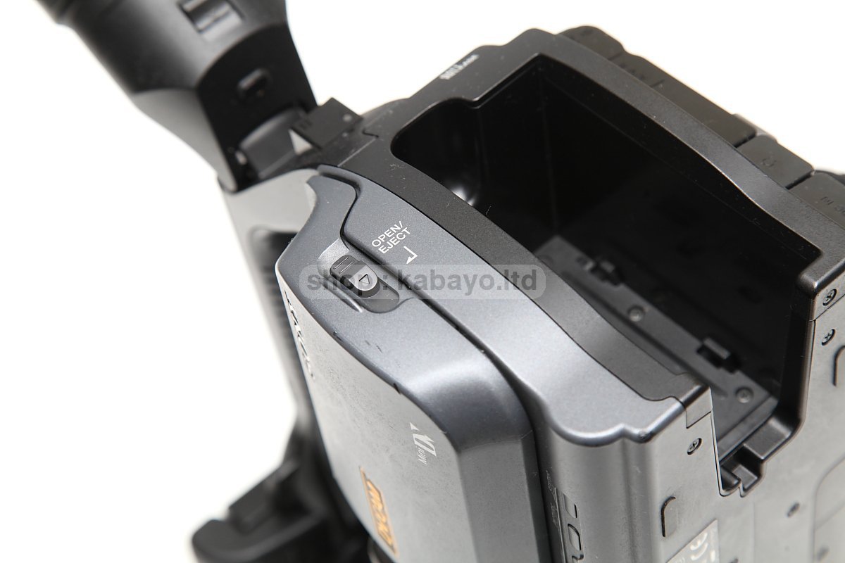 Sony DSR-PD175P – photo 38
