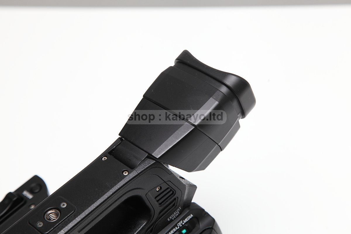 Canon XF200 – Professional HD Camcorder – Used – photo 15